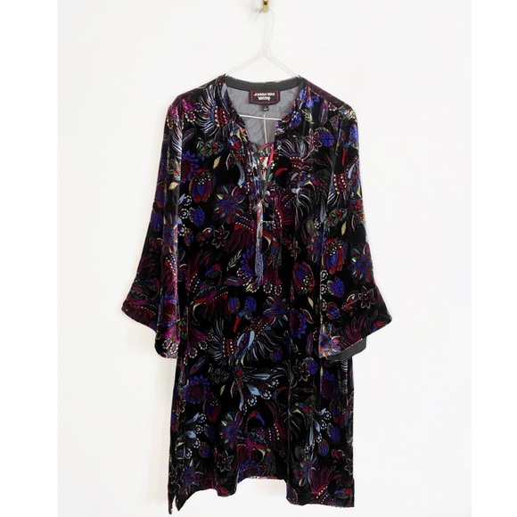 Johnny Was Dresses & Skirts - Johnny Was NWT Tie Front Kimono Dress Velvet  Silk Floral Black Jewel size S